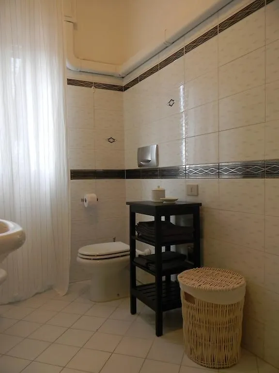 Villa Serena Viareggio 0*,