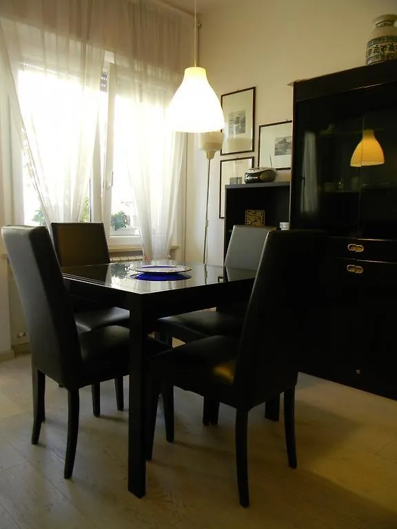 Apartment Villa Serena Viareggio Italien